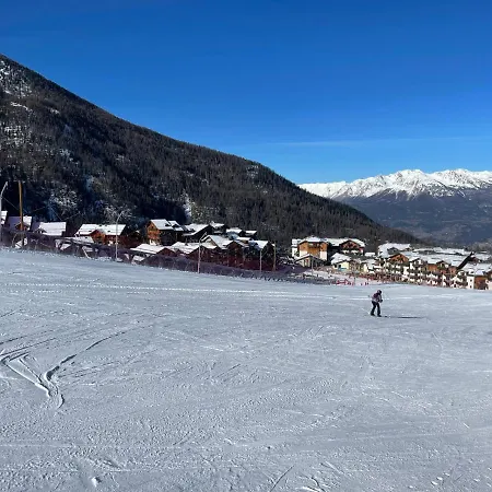 Apartment Appt 4 A 6 Pers Aux Pieds Des Pistes Les Terrasses Du Soleil D Or Avec Piscine *